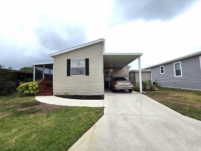 Mobile Home at 7404 Sandcastle Dr Ellenton, FL 34222