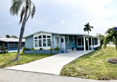 Mobile Home at 1600 Cumberland Dr, #B01 Naples, FL 34110