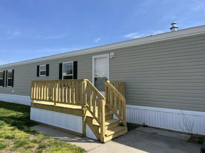 Mobile Home at 1700 St. Charles Elkhart, IN 46514