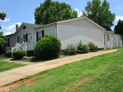 Mobile Home at 6710 Silver Valley Drive Charlotte, NC 28215