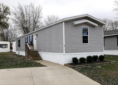 Mobile Home at 39 Timberline Dr. Greenwood, IN 46143