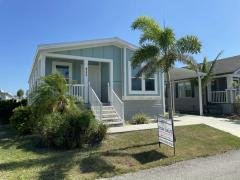 Photo 1 of 18 of home located at 912 Freeport Avenue Venice, FL 34285