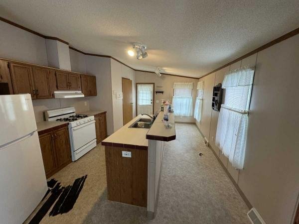 1999 Fleetwood Manufactured Home