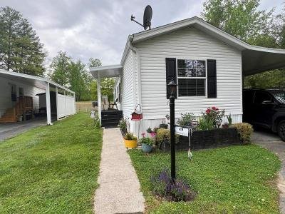 Mobile Home at 49 Basswood Ln. Hendersonville, NC 28739