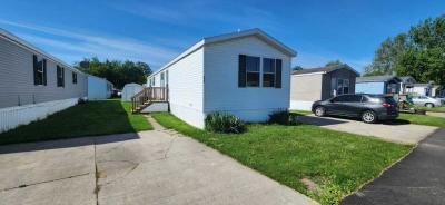 Mobile Home at 400S. Harkless Dr. Syracuse, IN 46567