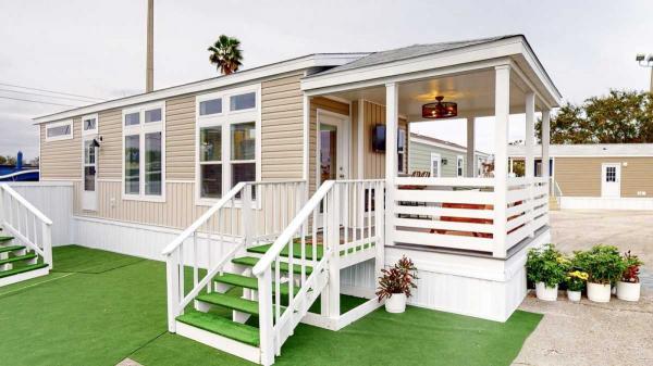 Park Models For Sale In Florida 55 Communities 10072 Chestnut Dr #129 Webster, FL | MHVillage