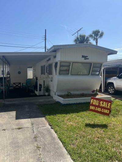 Mobile Home at 4901 Hwy 301 N, Lot 5 Ellenton, FL 34222