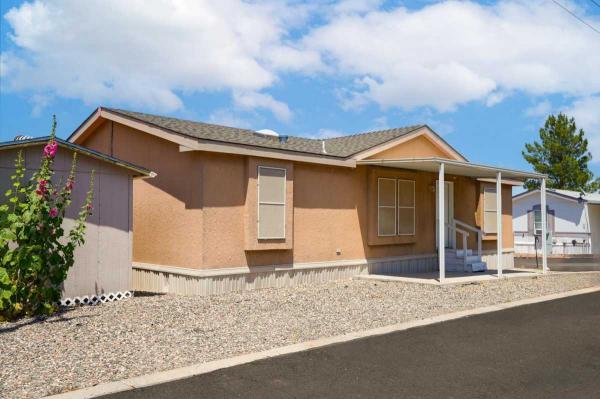 2002 Schult Homes Mobile Home For Sale