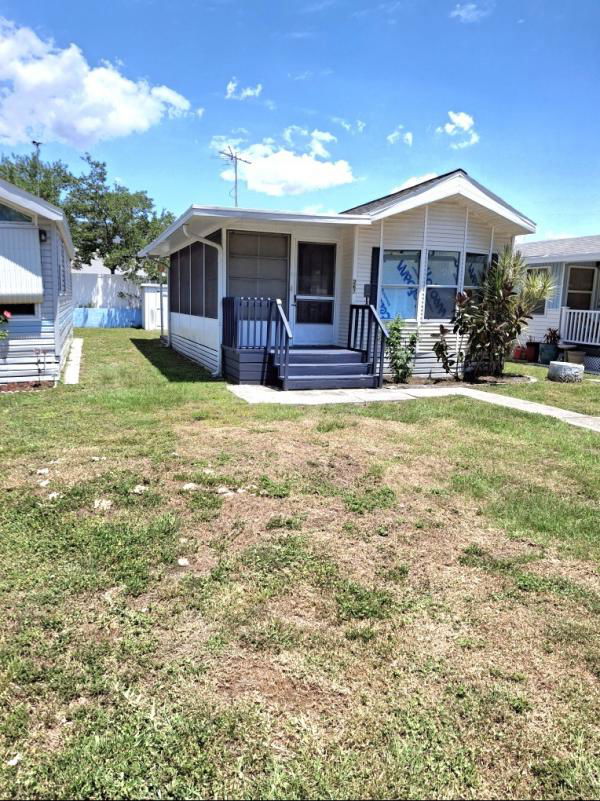 Photo 1 of 2 of home located at 6900 Ulmerton Rd Largo, FL 33771