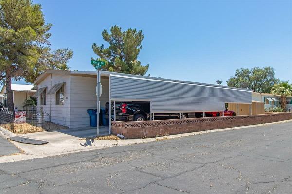 1981 Paramount Custom Manufactured Home