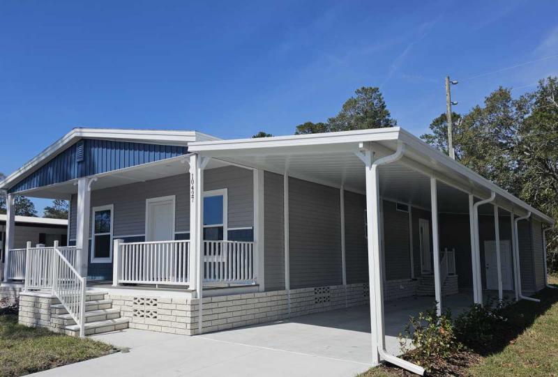 Spacious Carport