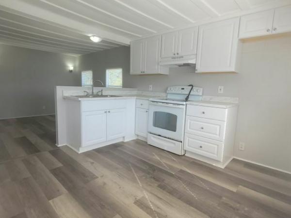1969 CHAM Mobile Home For Rent