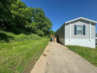 Mobile Home at 208 Jenna Ct Lot 133 Independence, MO 64056