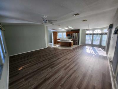 Photo 5 of 15 of home located at 327 3rd St Dr W Palmetto, FL 34221