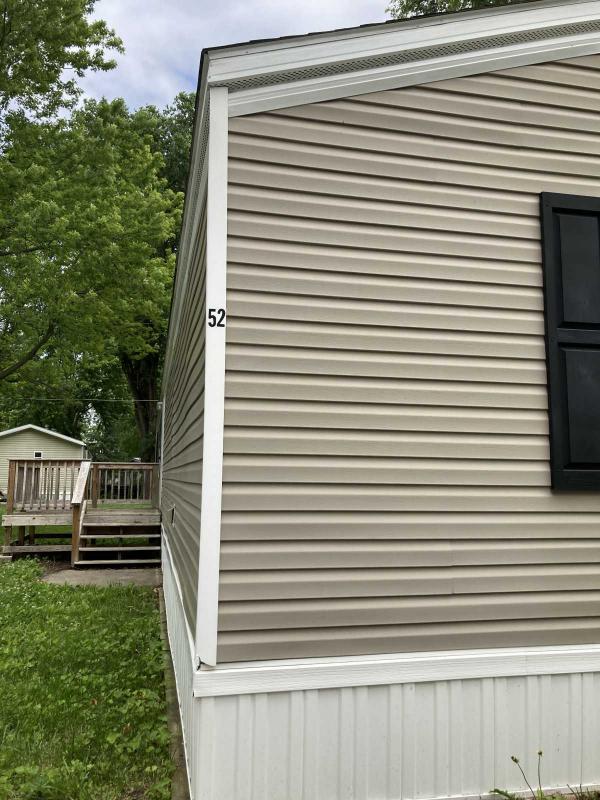 1214 Roseport Rd, Lot 52 Wathena, KS MHVillage