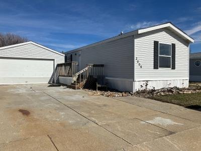 Mobile Home at 2006 SE 24Th Grimes, IA 50111