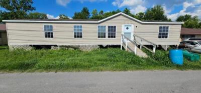 Photo 1 of 7 of home located at 2287 Franklin St Vacherie, LA 70090