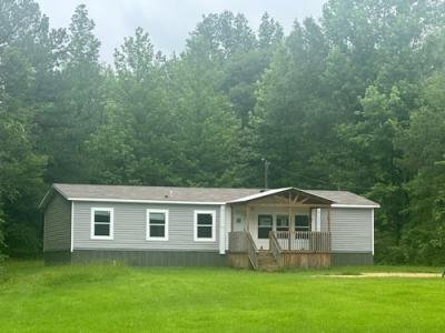 Mobile Home at 1198 Thomas Rd Crystal Springs, MS 39059
