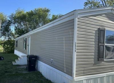 Mobile Home at 2850 E Longspur Warsaw, IN 46582