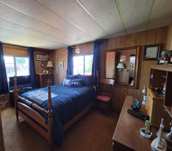 1983 Fleetwood SANDALWOOD Mobile Home