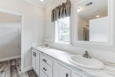 Photo 5 of 8 of home located at 1119 Laura St. Casselberry, FL 32707