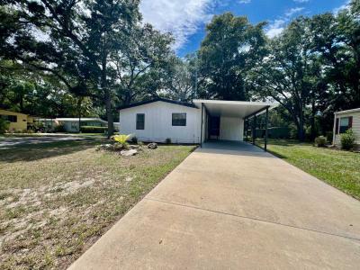 Mobile Home at 110 Magnolia Dr Lady Lake, FL 32159