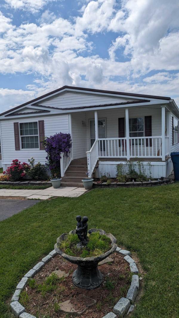 2006 Redman Mobile Home For Sale 17010 Alcott Rd Lot 630 Hagerstown, MD