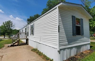 Mobile Home at 2039 Yorkshire Drive Lot 45 Peoria, IL 61604