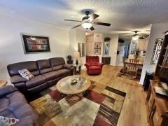 Photo 4 of 28 of home located at 411 Tulip Drive Fruitland Park, FL 34731