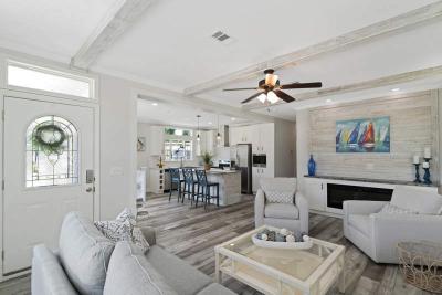 Photo 5 of 8 of home located at 1203 Hickory Lane Deland, FL 32724