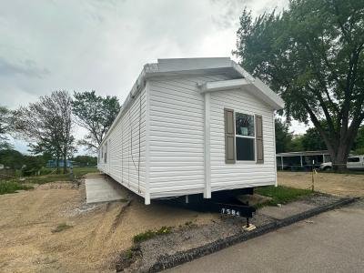 Mobile Home at 6219 Us Hwy 51 South, Site # 214 Janesville, WI 53546