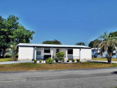 Photo 2 of 61 of home located at 1900 Jasper Place Ocala, FL 34472