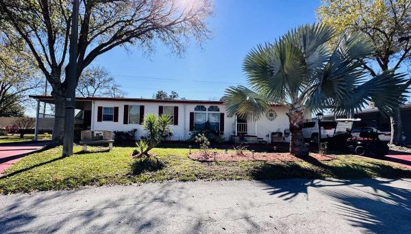 1999 Homes of Merit Manufactured Home