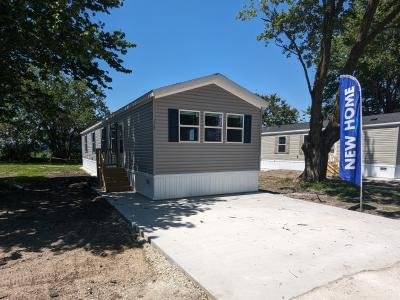 Mobile Home at 113 Country Elms Est. Galesburg, IL 61401