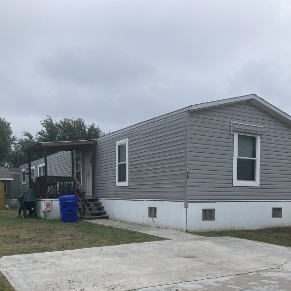 Photo 2 of 2 of home located at 3322 Interstate Highway 69 Access Rd #146 Corpus Christi, TX 78410