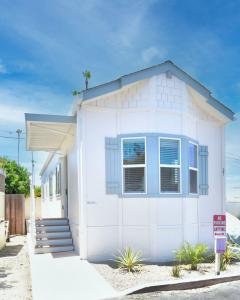 Photo 2 of 8 of home located at 34052 Doheny Park Road, Capistrano Beach, Ca, Usa 27 Dana Point, CA 92624