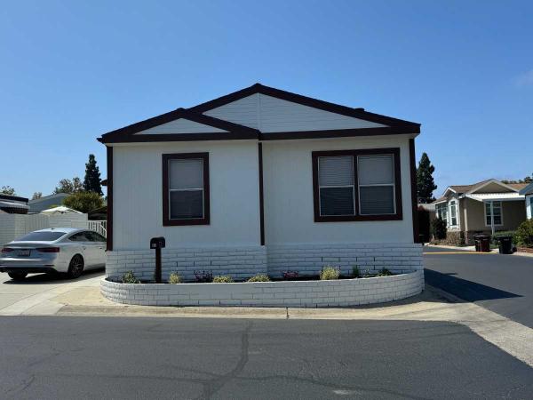 1994 Goldenwest CL571D7 Manufactured Home