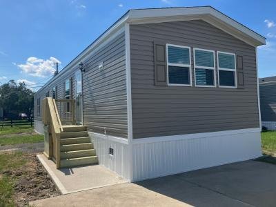 Mobile Home at 1050 Highway 44 West Lot 21 Shepherdsville, KY 40165
