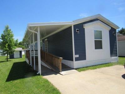 Mobile Home at 8816 Wallstreet Drive Indianapolis, IN 46234