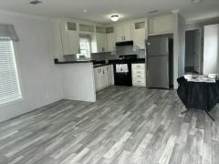 Photo 5 of 9 of home located at 3301 58th Avenue North, #360 Saint Petersburg, FL 33714