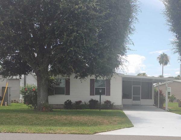 Photo 1 of 2 of home located at 8801 Twitty Rd Sebring, FL 33876