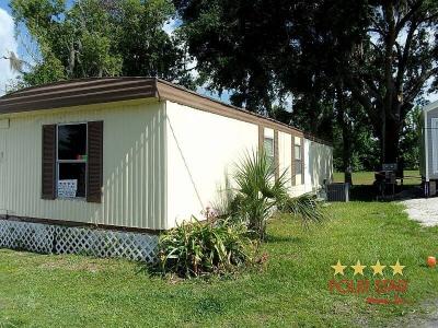 Mobile Home at 1250 Lakeview Dr Lot 17 Deland, FL 32720