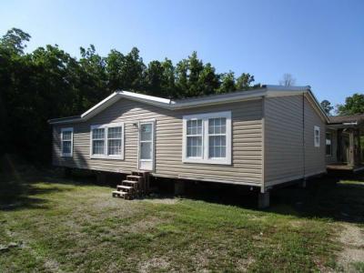 Mobile Home at Highland Used Homes Llc 16726 Florida Blvd Baton Rouge, LA 70819