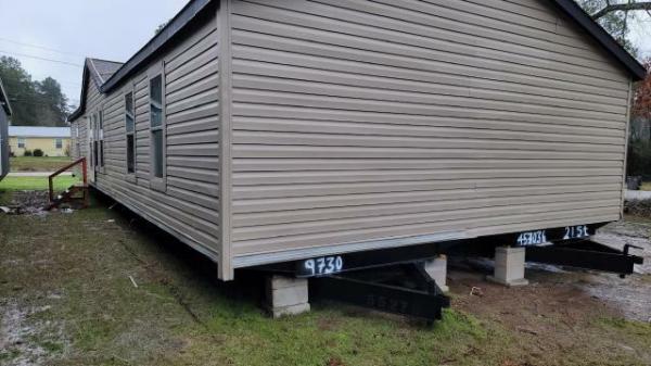 Photo 1 of 2 of home located at Tandem Mobile Homes Inc. 12271 State Highway 31 W Tyler, TX 75709