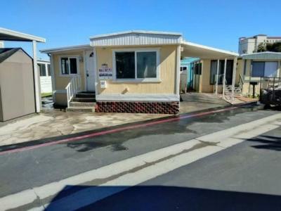 Mobile Home at Surf City Beach Cottages 80 Huntington St Spc 264 Huntington Beach, CA 92648