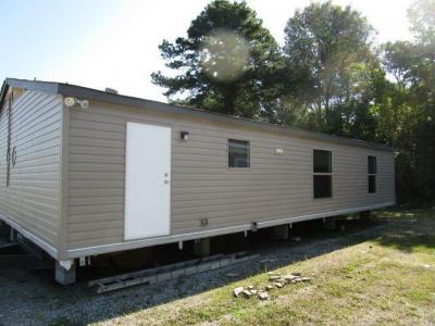 Mobile Home at Highland Used Homes Llc 16726 Florida Blvd Baton Rouge, LA 70819