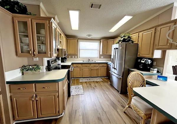 1993 SKYL Manufactured Home