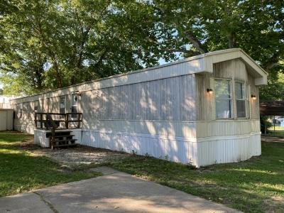 Mobile Home at 10 Cottonwood Dr Mount Vernon, IL 62864