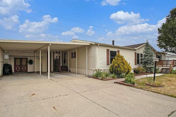 1999 Century 38 Mojave 3523F  Home