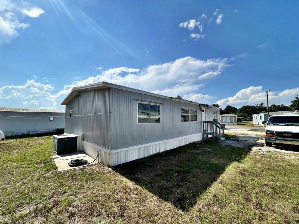 1983 SKYL Mobile Home